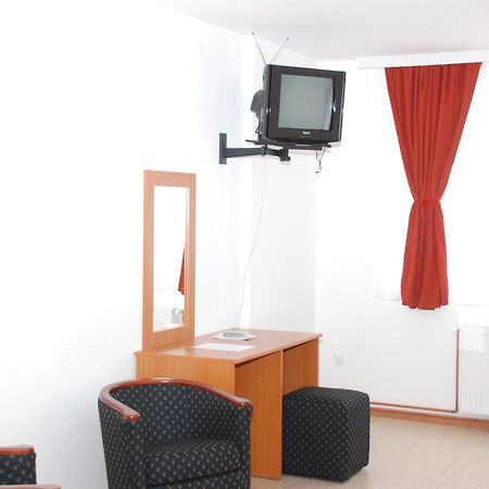 M Garni Hotel Вране Экстерьер фото